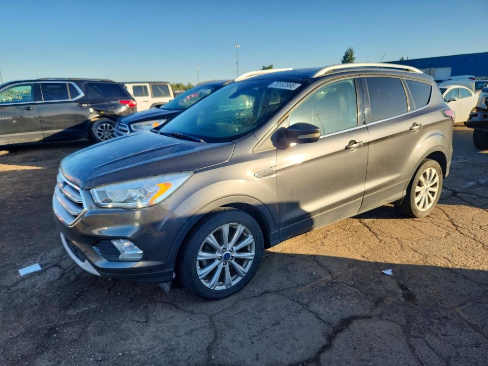 Продажа на аукционе авто 2017 Ford Escape, vin: 1FMCU0JD5HUD38237, номер лота: 70183986