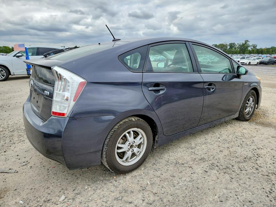 70612676 :رقم المزاد ، JTDKN3DU6B5302312 vin ، 2011 Toyota Prius مزاد بيع