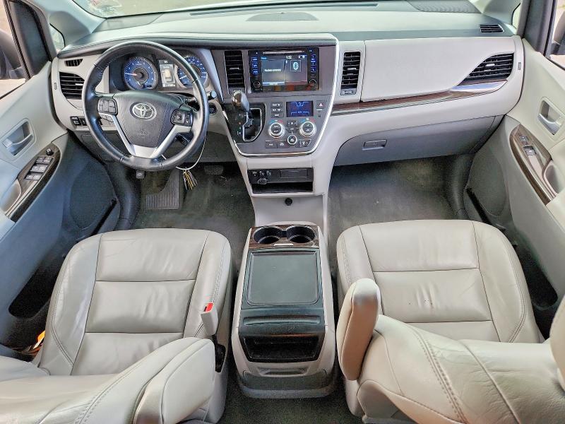Продажа на аукционе авто 2017 Toyota Sienna, vin: 5TDYZ3DC5HS884623, номер лота: 69569556