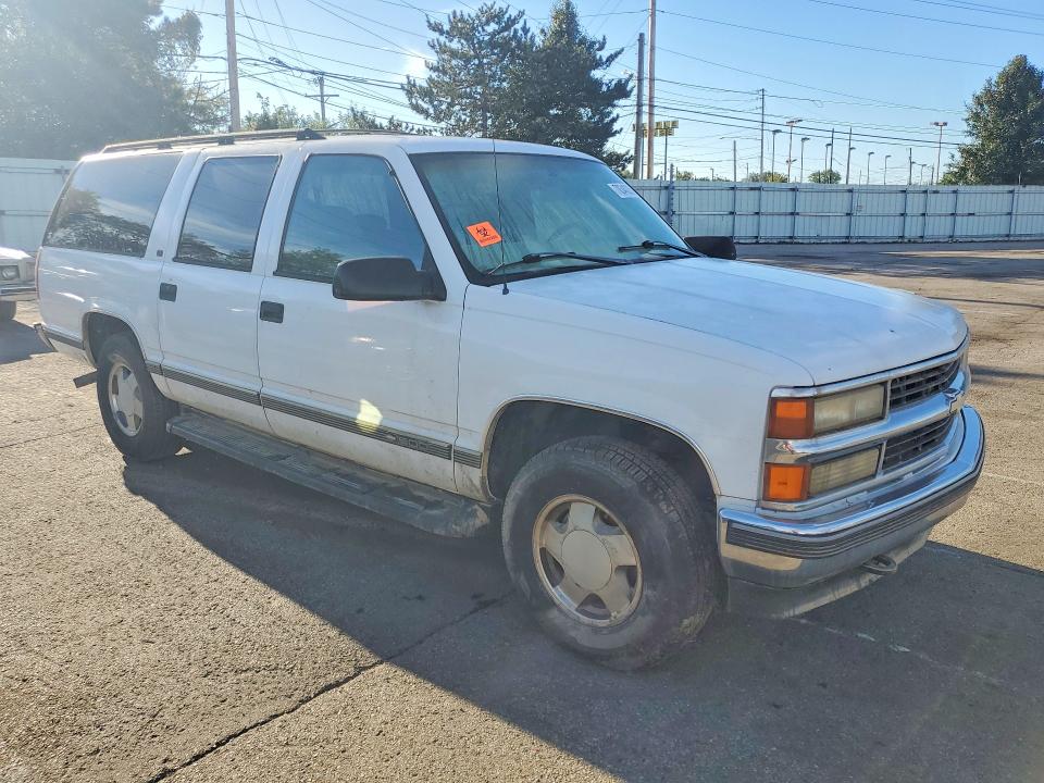 Продаж на аукціоні авто 1999 Chevrolet Suburban, vin: 3GNFK16R8XG109285, номер лоту: 70340206