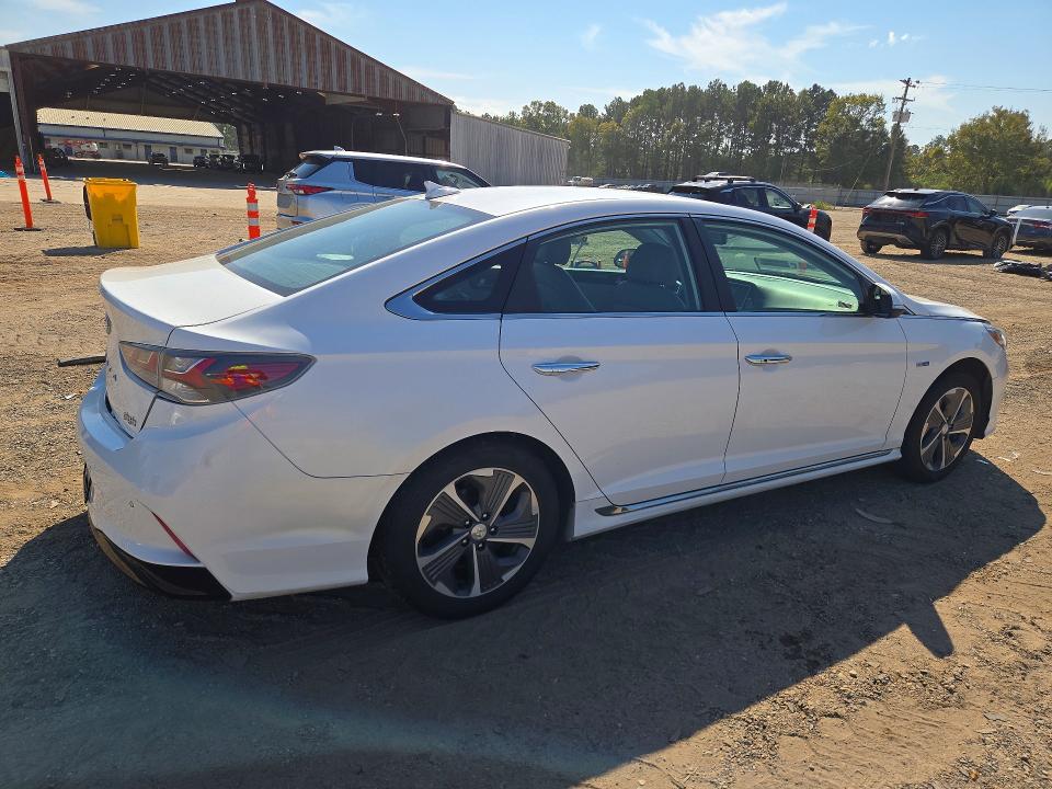 2019 Hyundai Sonata Plug-in Hybrid მანქანა იყიდება აუქციონზე, vin: KMHE54L22KA093723, აუქციონის ნომერი: 70425336