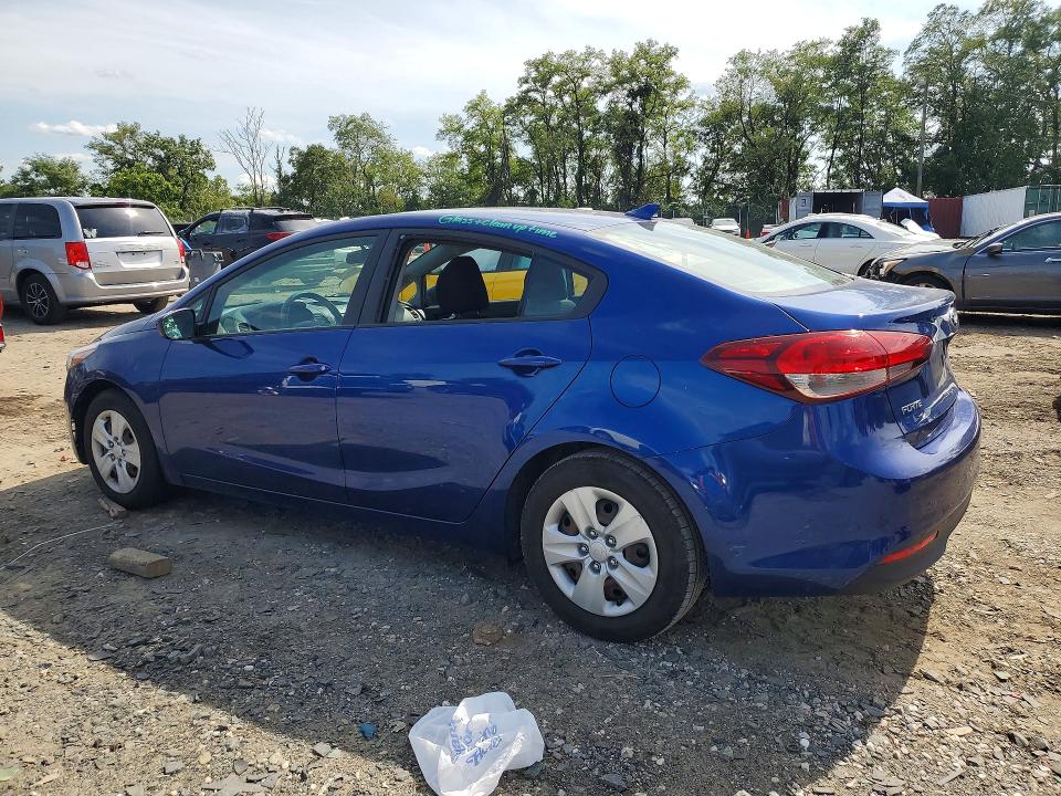 67948836 :رقم المزاد ، 3KPFK4A72JE270640 vin ، 2018 Kia Forte مزاد بيع