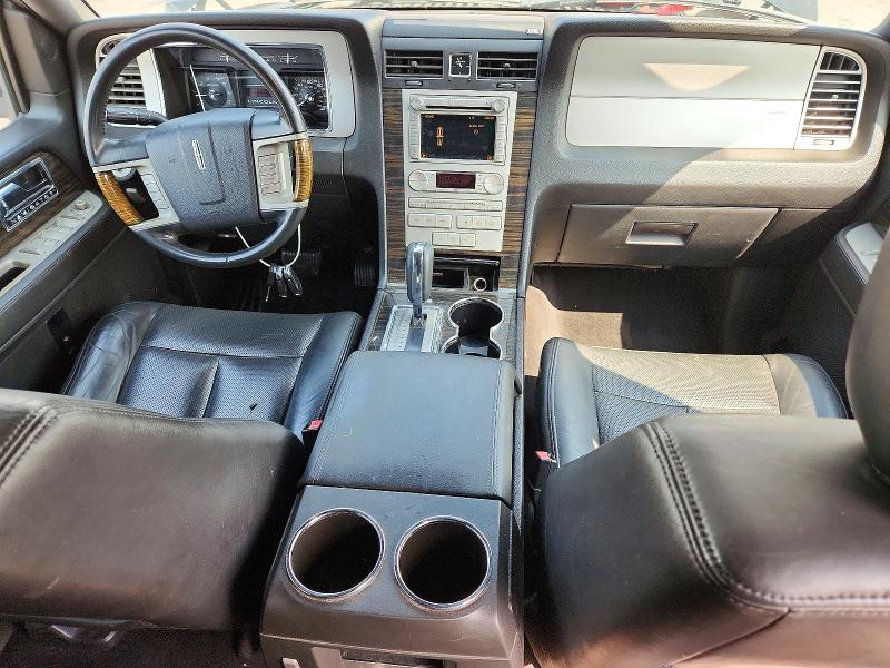 69056486 :رقم المزاد ، 5LMJJ3J55AEJ08074 vin ، 2010 Lincoln Navigator مزاد بيع