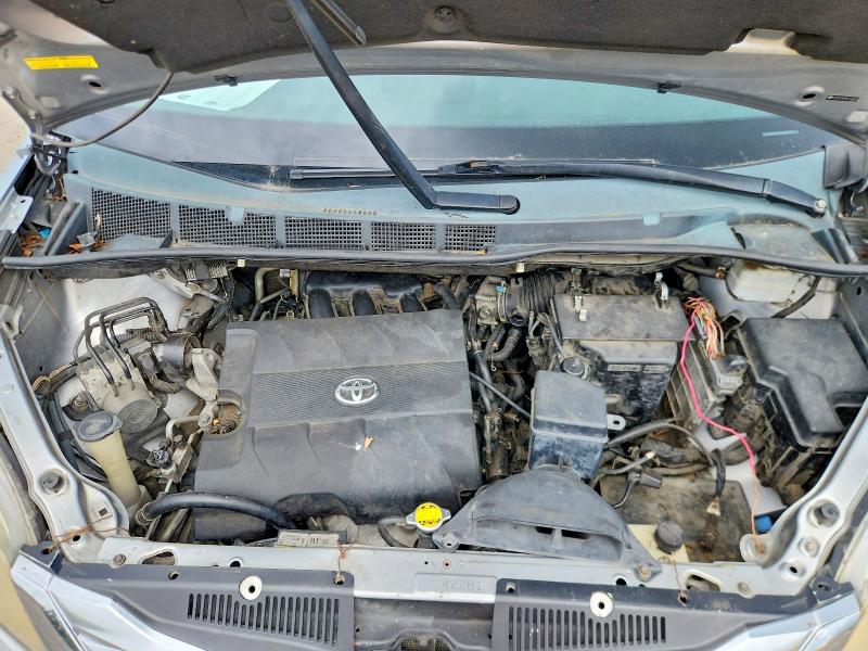 68234126 :رقم المزاد ، 5TDYK3DC0BS111053 vin ، 2011 Toyota Sienna مزاد بيع