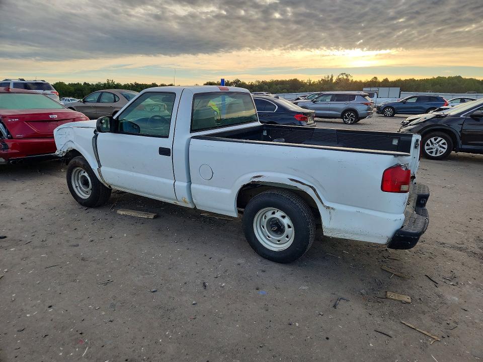 70642776 :رقم المزاد ، 1GCCS14X538264115 vin ، 2003 Chevrolet S Truck مزاد بيع