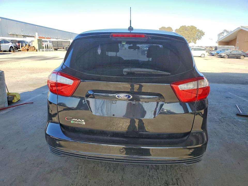 71056456 :رقم المزاد ، 1FADP5CUXFL101617 vin ، 2015 Ford C-max مزاد بيع
