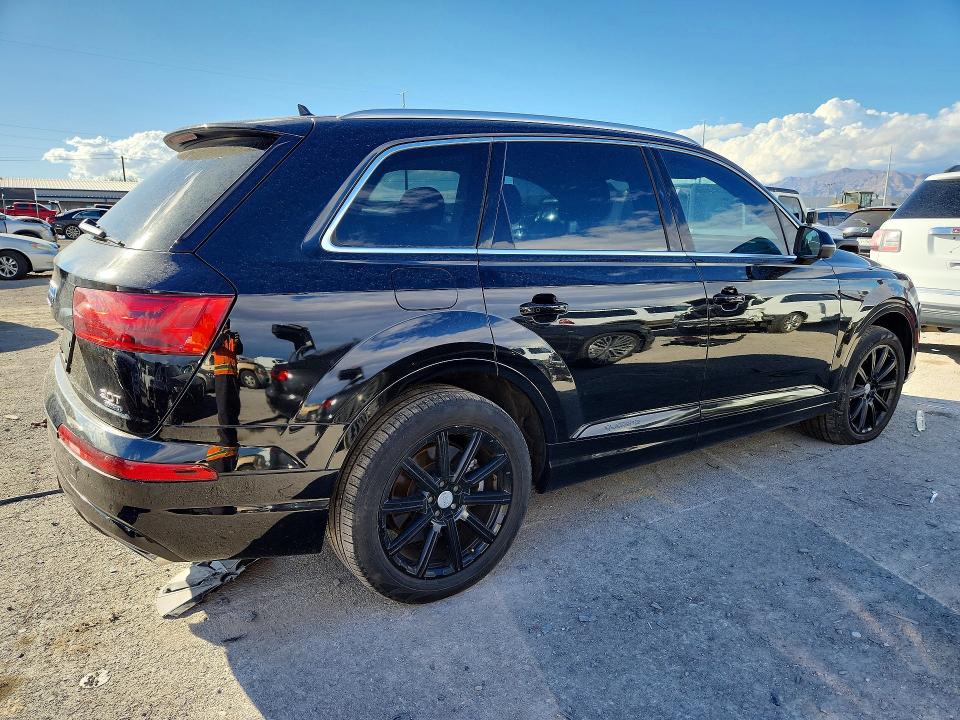 Aukcja sprzedaży 2017 Audi Q7, vin: WA1LAAF79HD000453, numer aukcji: 70273966