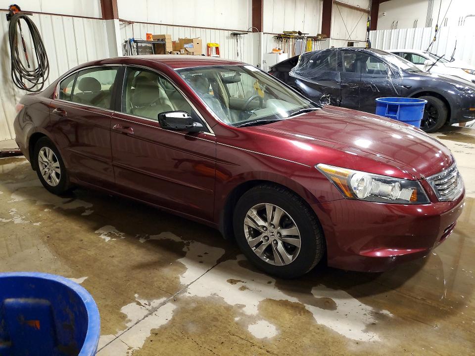 Auction sale of the 2009 Honda Accord, vin: 1HGCP26499A100198, lot number: 70064496