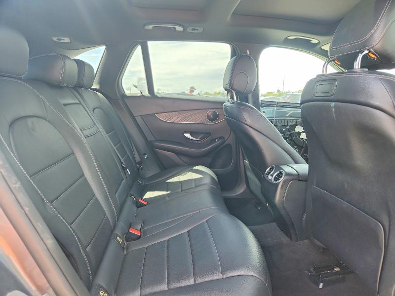 69155406 :رقم المزاد ، WDC0G4JB8JV048461 vin ، 2018 Mercedes-benz Glc مزاد بيع
