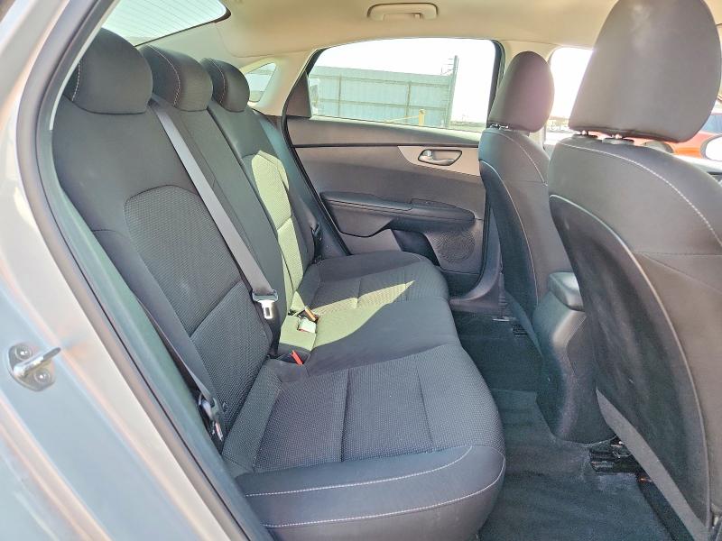 67545336 :رقم المزاد ، 3KPF24AD4KE126692 vin ، 2019 Kia Forte مزاد بيع