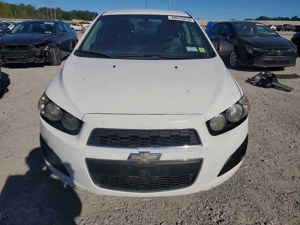 69870216 :رقم المزاد ، 1G1JA5SH1G4120662 vin ، 2016 Chevrolet Sonic مزاد بيع