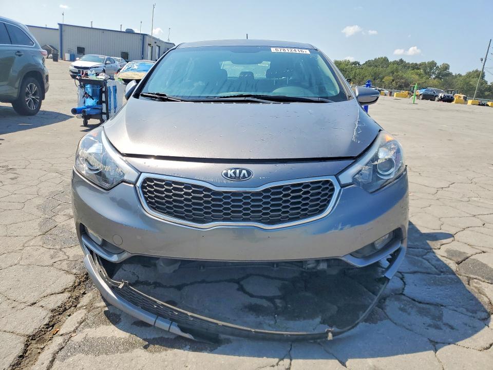 67812416 :رقم المزاد ، KNAFK5A87G5648919 vin ، 2016 Kia Forte5 مزاد بيع