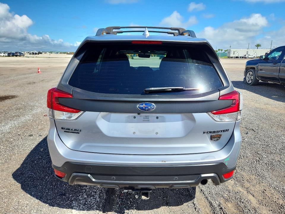 70251886 :رقم المزاد ، JF2SKAMC1PH528799 vin ، 2023 Subaru Forester مزاد بيع