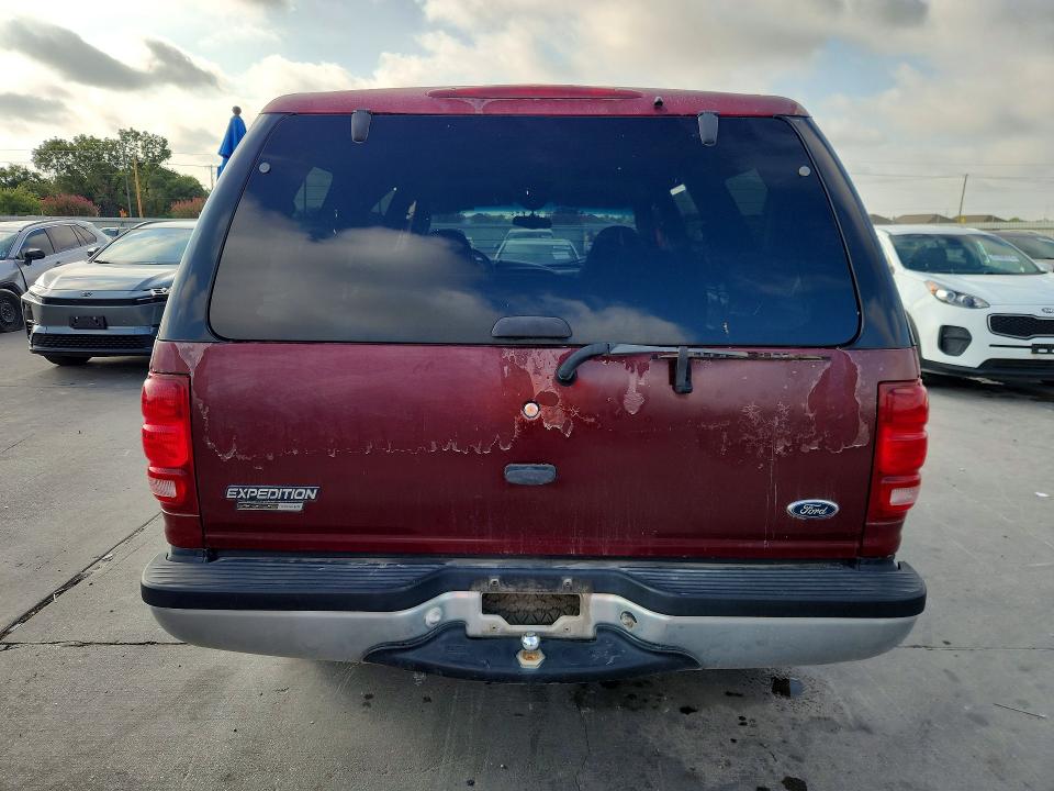 67784776 :رقم المزاد ، 1FMRU15LX1LA01074 vin ، 2001 Ford Expedition مزاد بيع