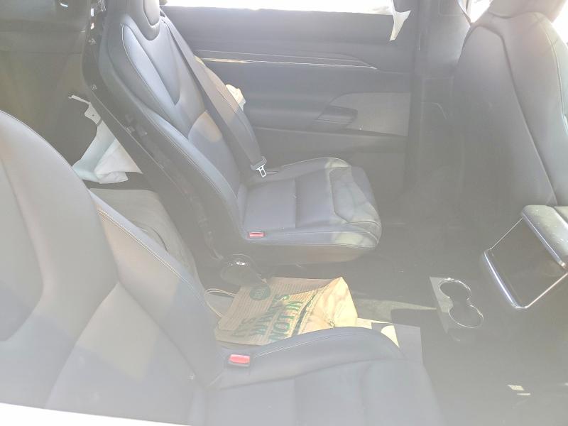 Продажа на аукционе авто 2022 Tesla Model X, vin: 7SAXCBE67NF330079, номер лота: 68294176