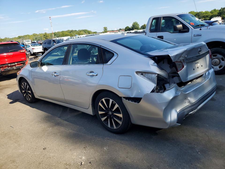 2018 Nissan Altima მანქანა იყიდება აუქციონზე, vin: 1N4AL3AP7JC270471, აუქციონის ნომერი: 68185006