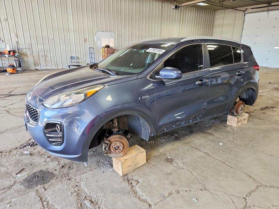 Продажа на аукционе авто 2017 Kia Sportage, vin: KNDPNCAC9H7100367, номер лота: 67967856