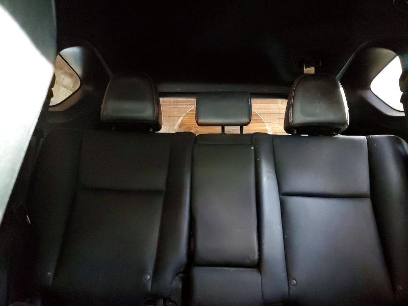 Продаж на аукціоні авто 2018 Toyota Rav4, vin: 2T3JFREV1JW734090, номер лоту: 71043486