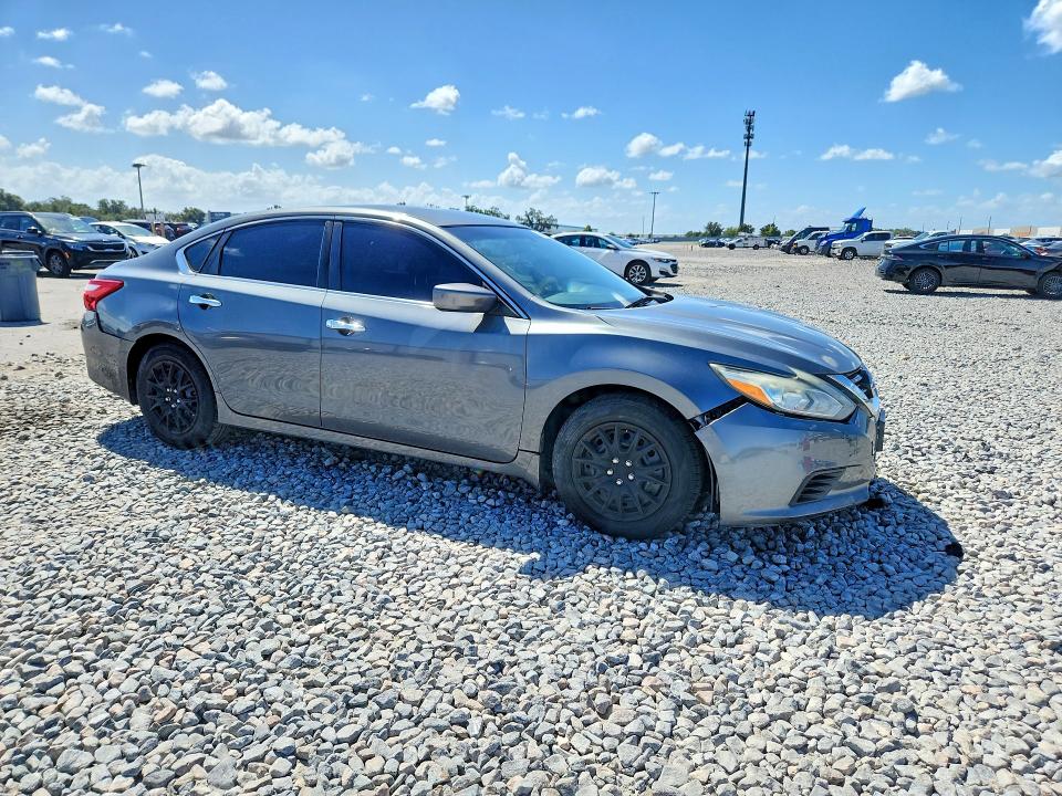 Продаж на аукціоні авто 2017 Nissan Altima, vin: 1N4AL3AP6HC488461, номер лоту: 69156376