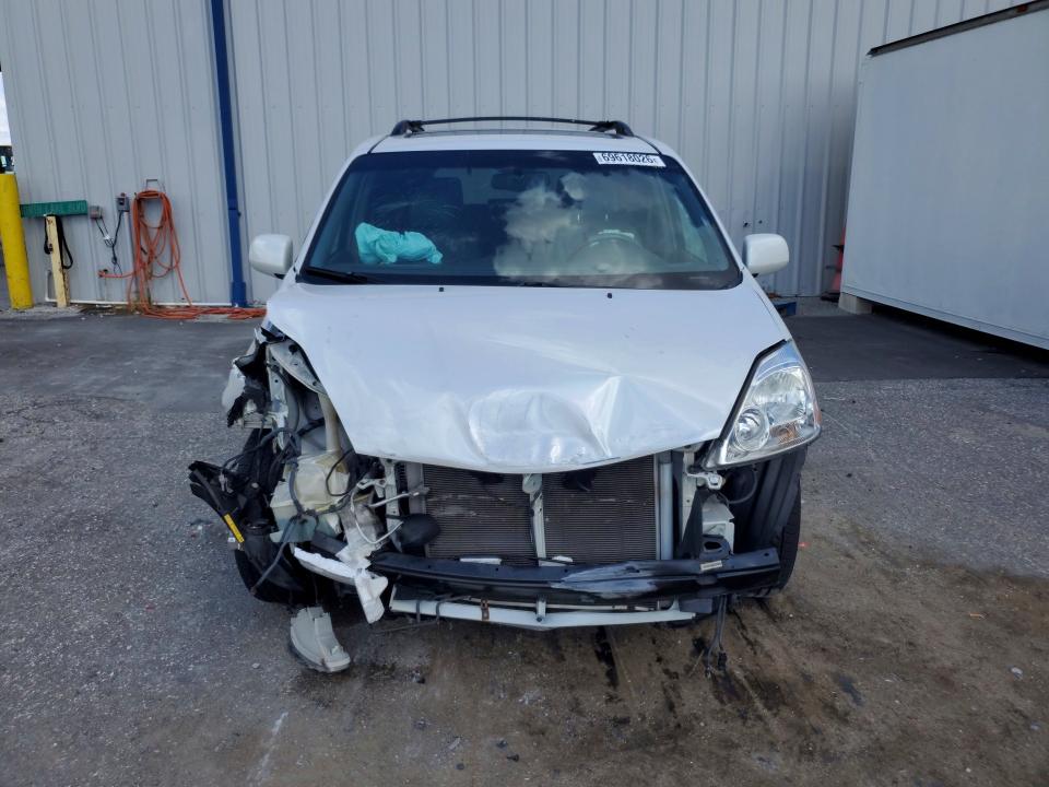 Продаж на аукціоні авто 2004 Toyota Sienna, vin: 5TDZA22C94S136217, номер лоту: 69618026