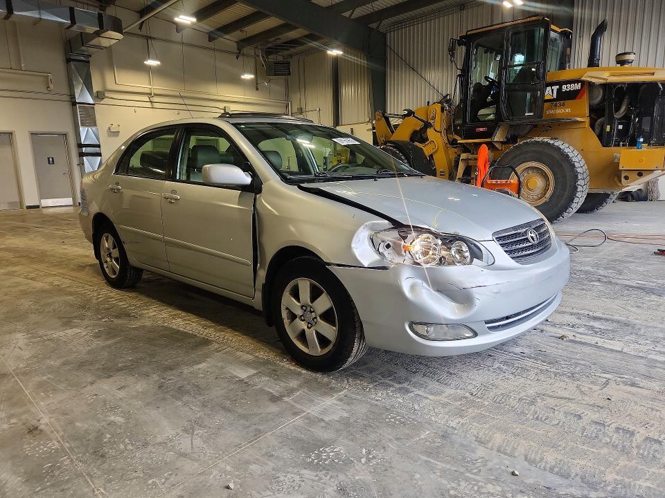 67635956 :رقم المزاد ، 2T1BR30E37C823825 vin ، 2007 Toyota Corolla مزاد بيع