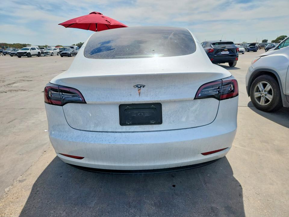 69983606 :رقم المزاد ، 5YJ3E1EA7PF402597 vin ، 2023 Tesla Model 3 مزاد بيع