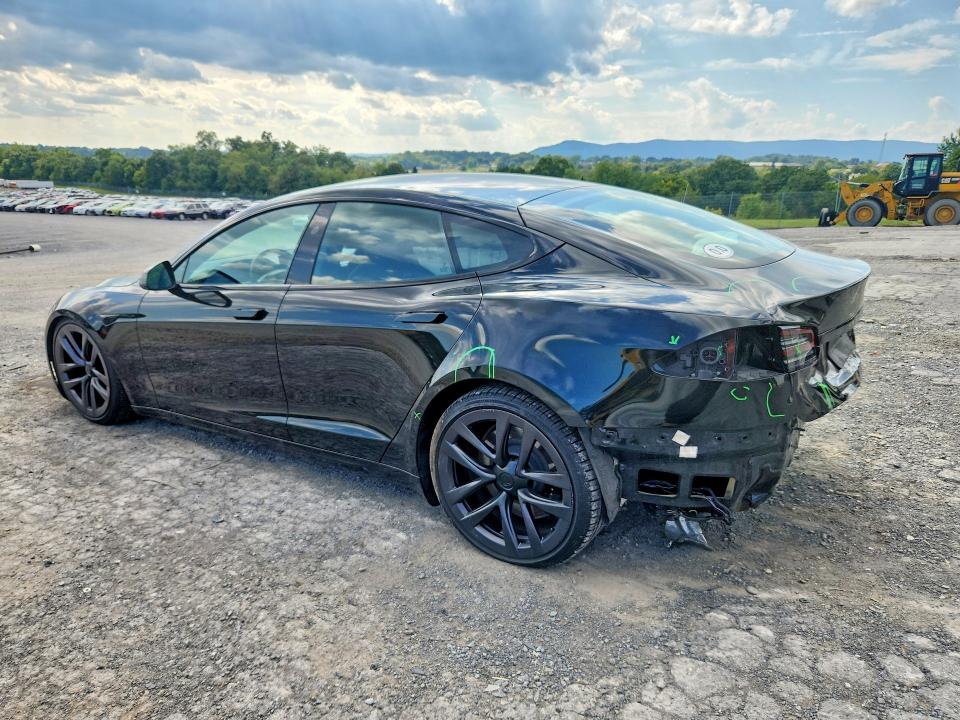 68141486 :رقم المزاد ، 5YJSA1E55PF518004 vin ، 2023 Tesla Model S مزاد بيع