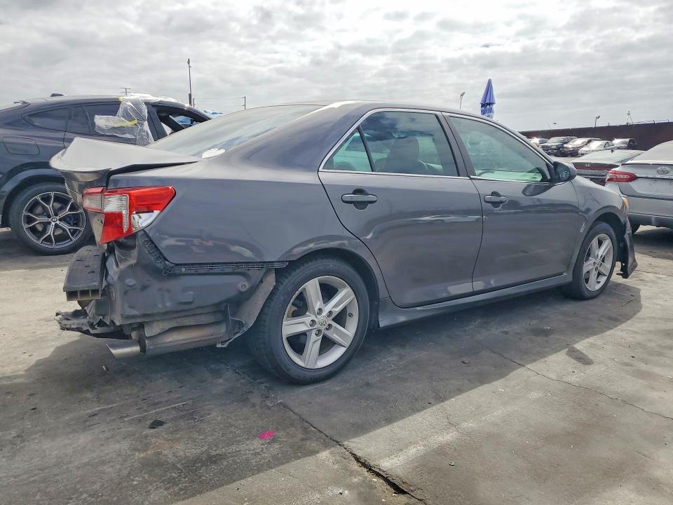 2012 Toyota Camry მანქანა იყიდება აუქციონზე, vin: 4T1BF1FK4CU162227, აუქციონის ნომერი: 69350576
