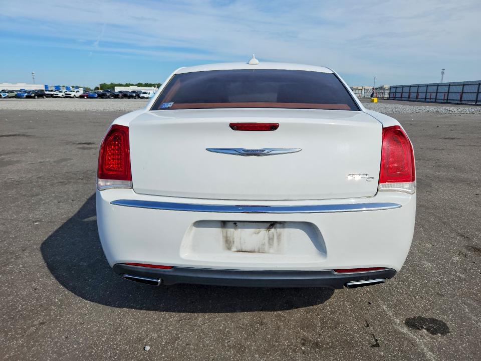 Продаж на аукціоні авто 2016 Chrysler 300c, vin: 2C3CCAEG4GH190086, номер лоту: 70851416