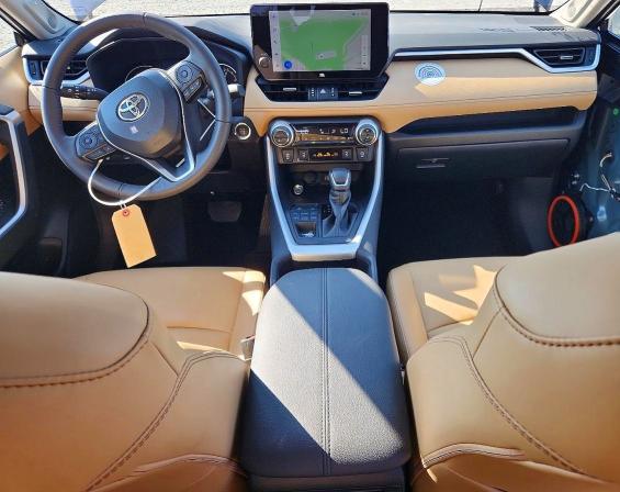 67104526 :رقم المزاد ، 2T3A1RFV6SW613196 vin ، 2025 Toyota Rav4 مزاد بيع