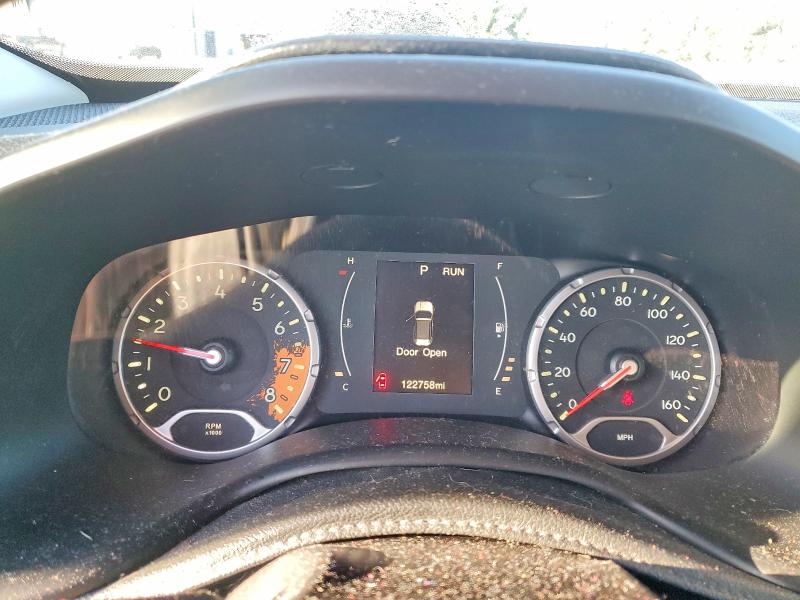 68067736 :رقم المزاد ، ZACCJBAT8GPE34637 vin ، 2016 Jeep Renegade مزاد بيع