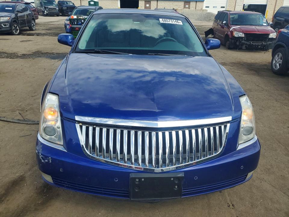 Продажа на аукционе авто 2008 Cadillac Dts, vin: 1G6KD57Y18U136778, номер лота: 68573146
