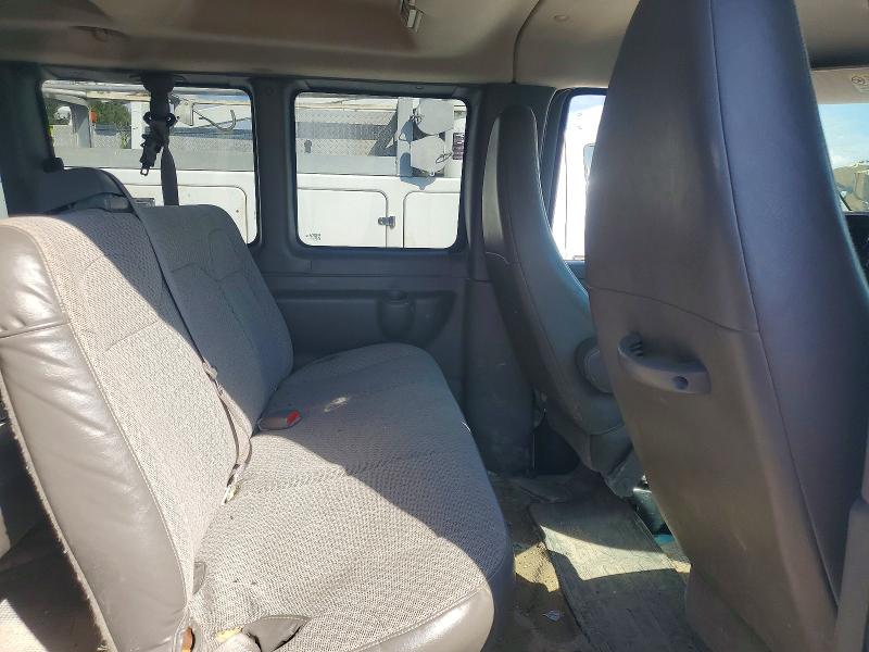 2010 Chevrolet Express G3500 მანქანა იყიდება აუქციონზე, vin: 1GA2GYDG3A1117053, აუქციონის ნომერი: 69748486