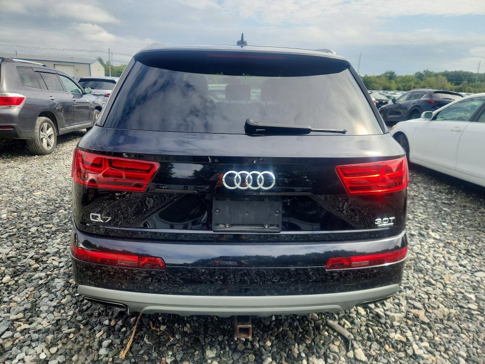 Продаж на аукціоні авто 2017 Audi Q7, vin: WA1LAAF76HD004704, номер лоту: 67713096
