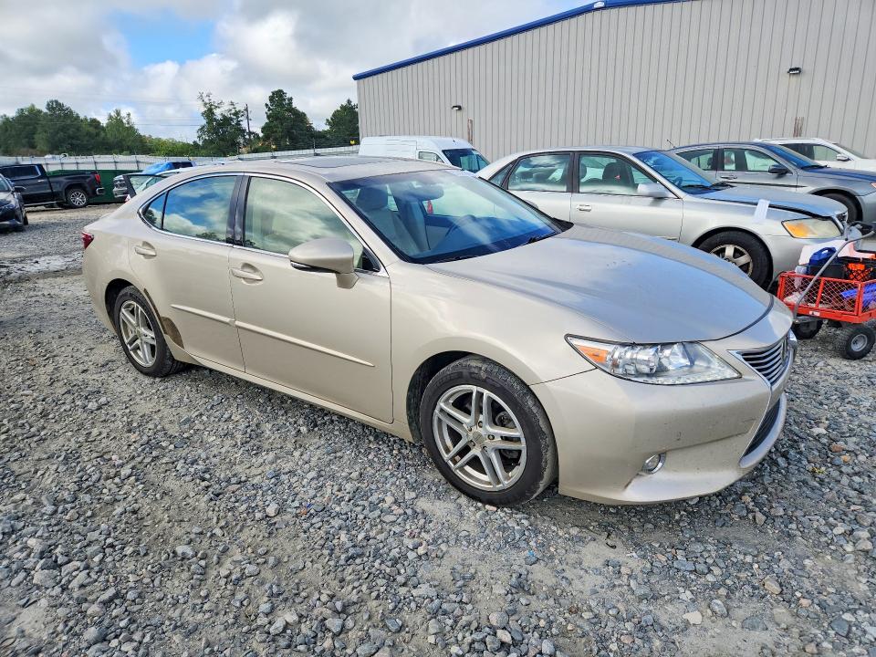 Продаж на аукціоні авто 2015 Lexus Es, vin: JTHBK1GG1F2196098, номер лоту: 67622176