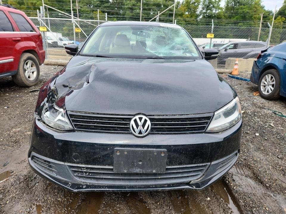 Продаж на аукціоні авто 2012 Volkswagen Jetta, vin: 3VWBP7AJ9CM385528, номер лоту: 68277436