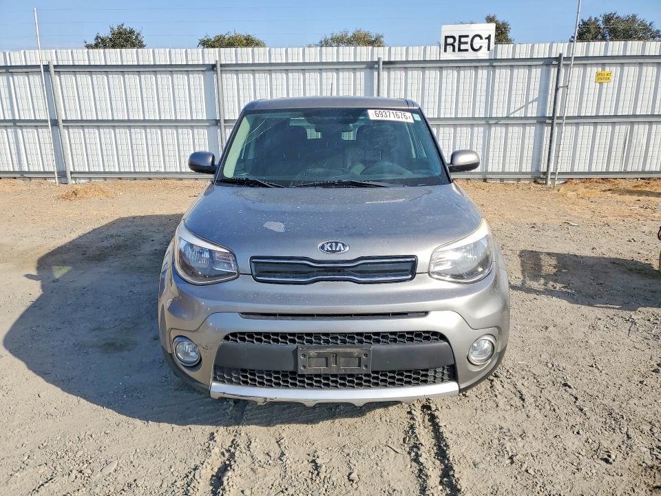 Продаж на аукціоні авто 2018 Kia Soul, vin: KNDJP3A56J7536228, номер лоту: 69371676