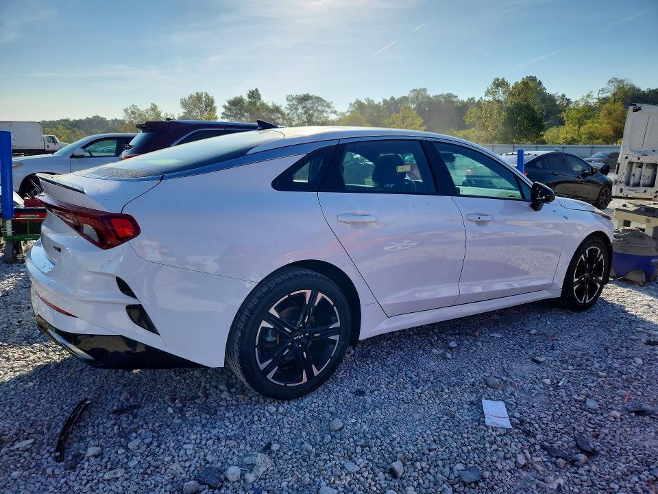 Продажа на аукционе авто 2022 Kia K5, vin: 5XXG64J22NG157717, номер лота: 67300416