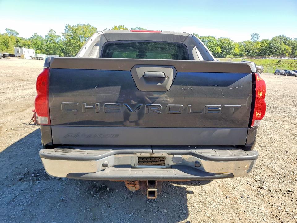 68420046 :رقم المزاد ، 3GNEK13T83G267244 vin ، 2003 Chevrolet Avalanche مزاد بيع