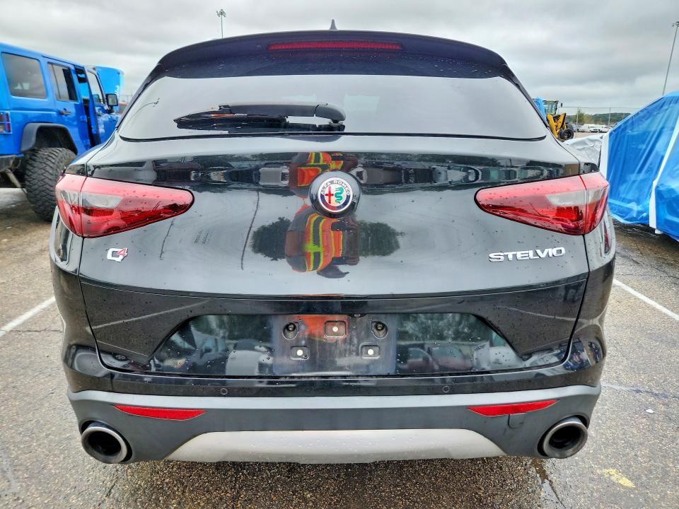 Продажа на аукционе авто 2018 Alfa Romeo Stelvio, vin: ZASFAKBN8J7C22703, номер лота: 69745756