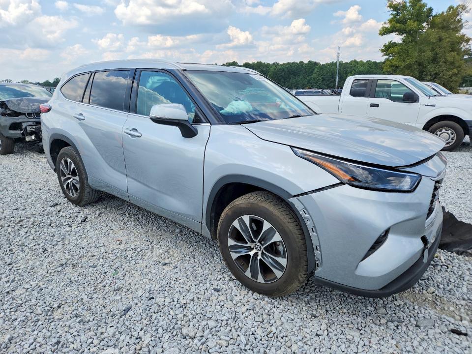 Aukcja sprzedaży 2022 Toyota Highlander, vin: 5TDGZRAH0NS117756, numer aukcji: 67363896