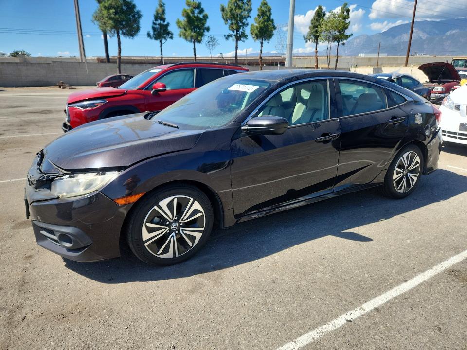 70601716 :رقم المزاد ، 2HGFC1F37HH647402 vin ، 2017 Honda Civic مزاد بيع