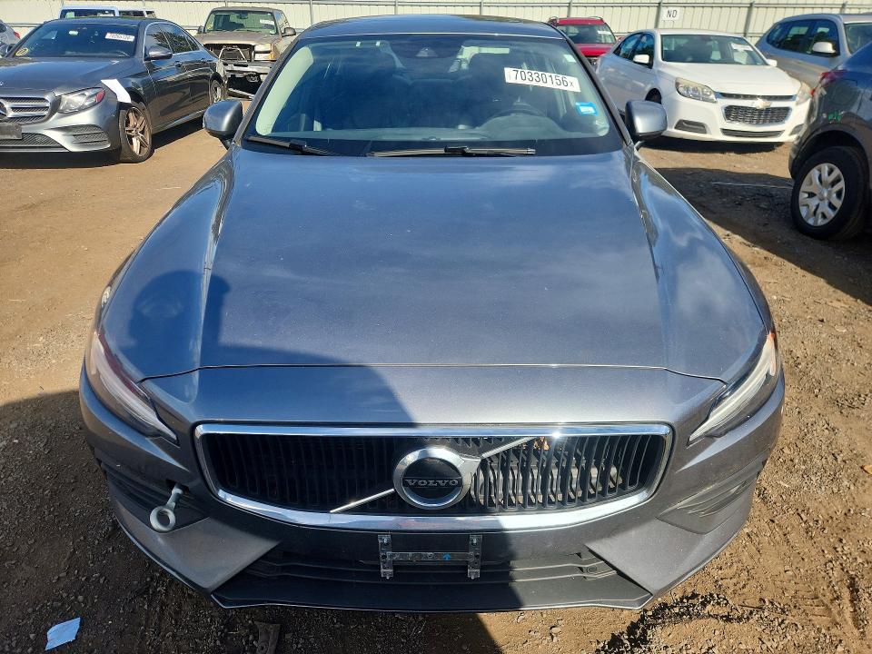 70330156 :رقم المزاد ، 7JRA22TK0LG065189 vin ، 2020 Volvo S60 مزاد بيع