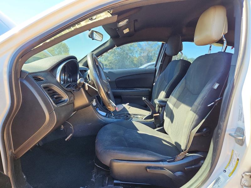 Продаж на аукціоні авто 2014 Chrysler 200, vin: 1C3CCBAB8EN205208, номер лоту: 70434626