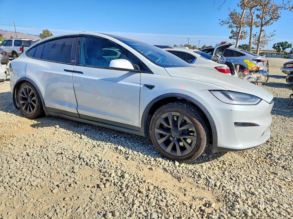 Продажа на аукционе авто 2022 Tesla Model X, vin: 7SAXCDE52NF351358, номер лота: 69346276