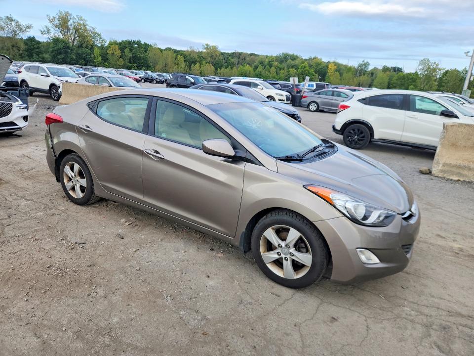 2013 Hyundai Elantra მანქანა იყიდება აუქციონზე, vin: 5NPDH4AE2DH417415, აუქციონის ნომერი: 68443786