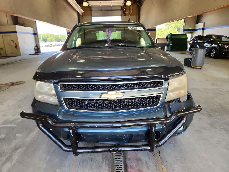 2010 Chevrolet Avalanche მანქანა იყიდება აუქციონზე, vin: 3GNVKFE09AG162371, აუქციონის ნომერი: 67965716