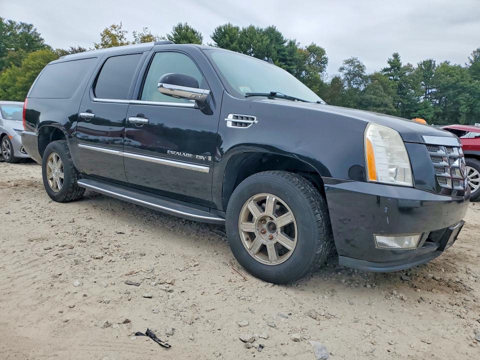2008 Cadillac Escalade მანქანა იყიდება აუქციონზე, vin: 1GYFK66828R205678, აუქციონის ნომერი: 70685676
