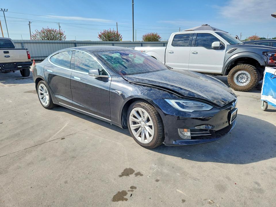 Продажа на аукционе авто 2017 Tesla Model S, vin: 5YJSA1E25HF186122, номер лота: 66148116