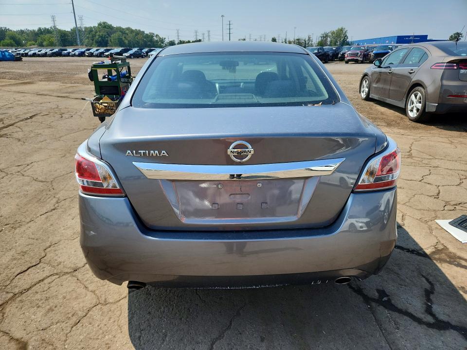 67223176 :رقم المزاد ، 1N4AL3AP0FC413056 vin ، 2015 Nissan Altima مزاد بيع